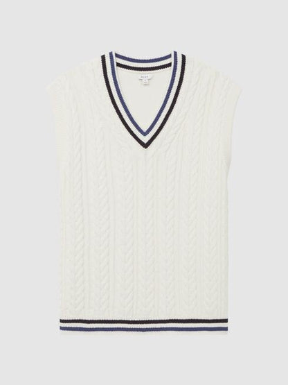 SLEEVELESS CABLE KNIT VEST